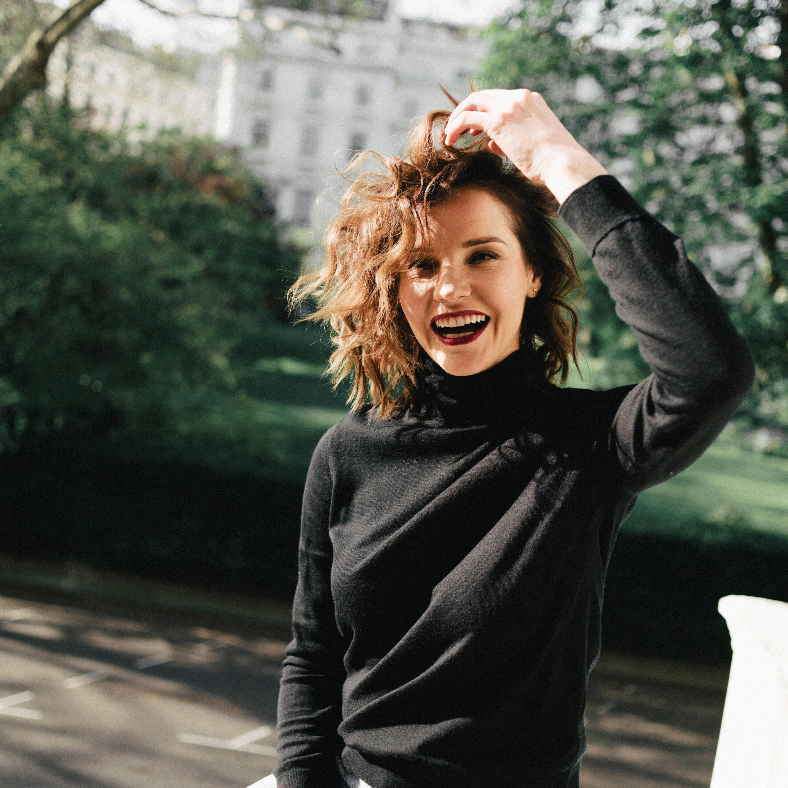 case-pexels-olgalioncat-7291228